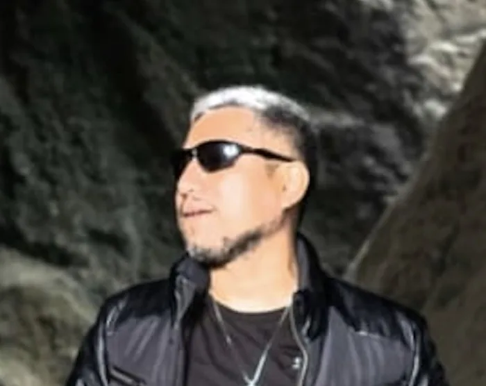 Nixon Gallardo - Guitarrista Principal